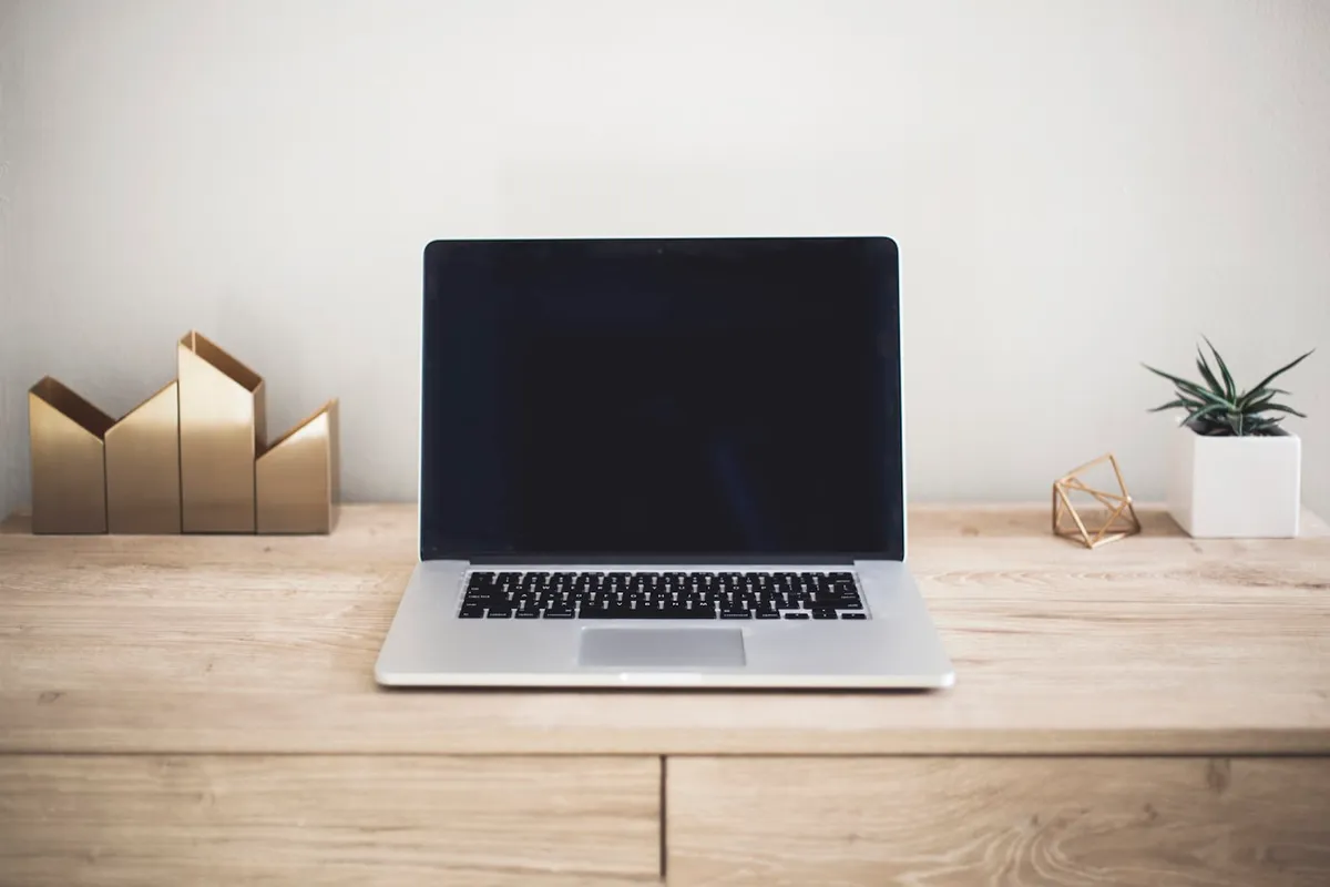 Dell Laptop Deals: How to Compare Configurations Before Using a Coupon