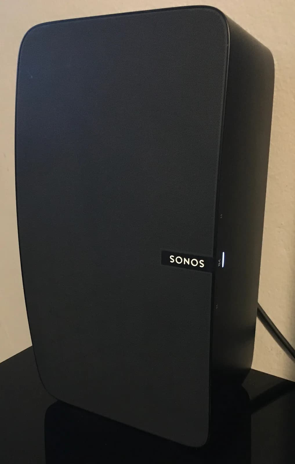 Sonos Era 100 Review: The New Small Sonos, Tested Solo and Paired